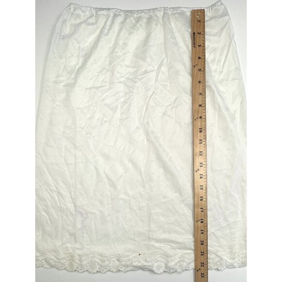 VTG Womens MEDIUM White 22" Half Slip Eyelet Lace Hem Trim Lingerie *Stains* - Picture 5 of 8